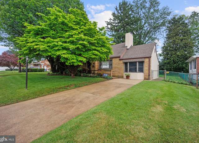 Property at 9655 Hoff St, Philadelphia, PA 19115, 4 beds, 3 baths