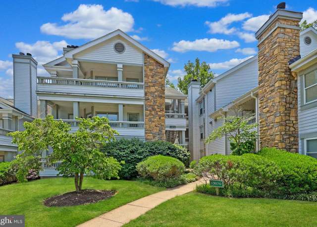 Property at 13070 Autumn Woods Way #302, Fairfax, VA 22033, 2 beds, 2 baths