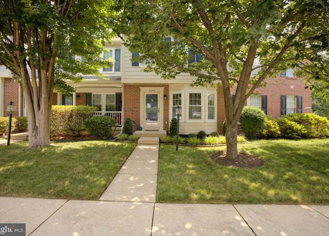 Property at 5209 Dunstable Ln, Alexandria, VA 22315, 3 beds, 3.5 baths
