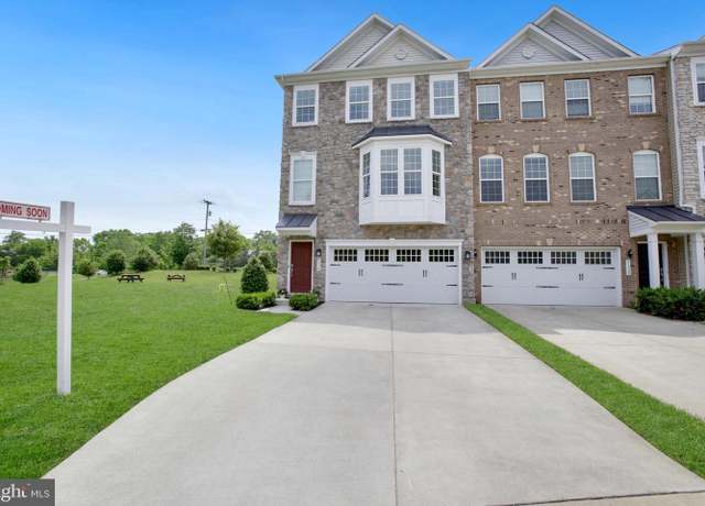 Property at 21529 Willow Breeze Sq, Ashburn, VA 20147, 3 beds, 3.5 baths