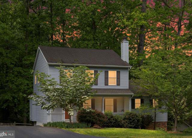Property at 10712 Bradford St, Spotsylvania, VA 22553, 5 beds, 3.5 baths