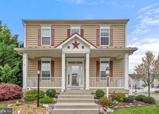 Property at 1257 N Fairfax Blvd, Ranson, WV 25438, 4 beds, 2.5 baths