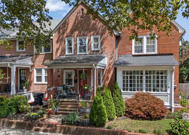 Property at 2103 Gilles St, Wilmington, DE 19805, 3 beds, 1 bath