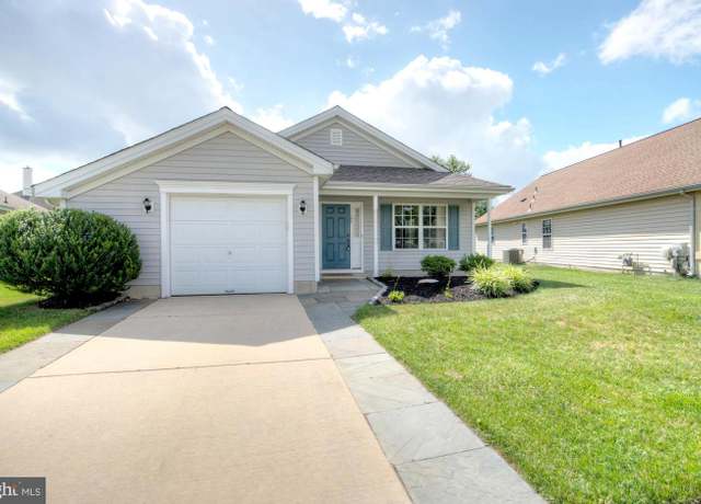 Property at 140 Sandpiper Ln, Thorofare, NJ 08086, 2 beds, 2 baths