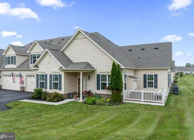 Property at 1080 Arbour Ln, Quakertown, PA 18951, 3 beds, 2 baths