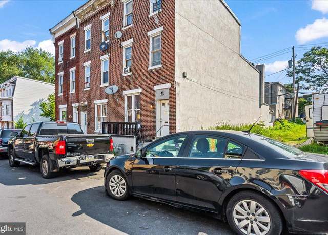 Property at 25 Evergreen St, Harrisburg, PA 17104, 6 beds, 2 baths