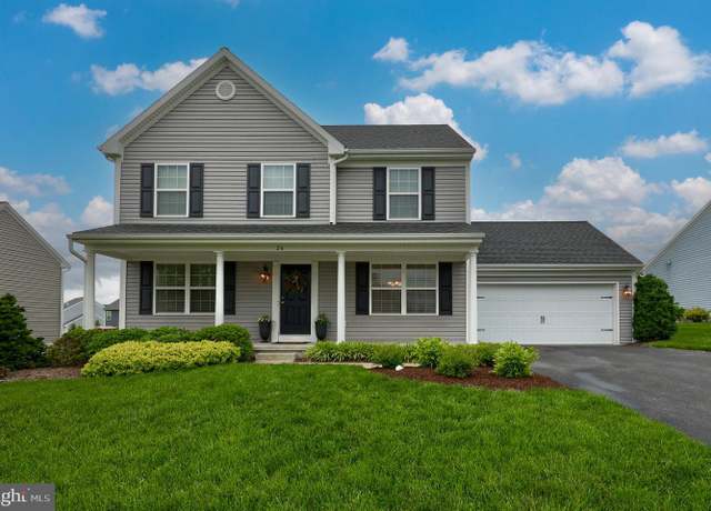 Property at 24 Autumn Blaze Way, Ephrata, PA 17522, 3 beds, 2.5 baths