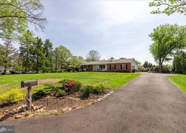 Property at 25 Acoma Ln, Collegeville, PA 19426, 3 beds, 2 baths