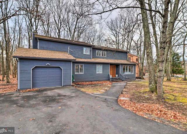 Property at 366 Hyland Dr, East Stroudsburg, PA 18301, 5 beds, 3 baths