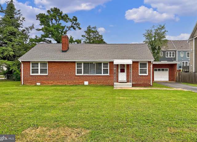 Property at 10818 Second St, Fairfax, VA 22030, 3 beds, 2 baths