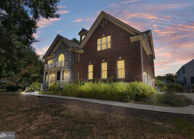 Property at 8813 Oak Leaf Dr, Alexandria, VA 22309, 6 beds, 8 baths