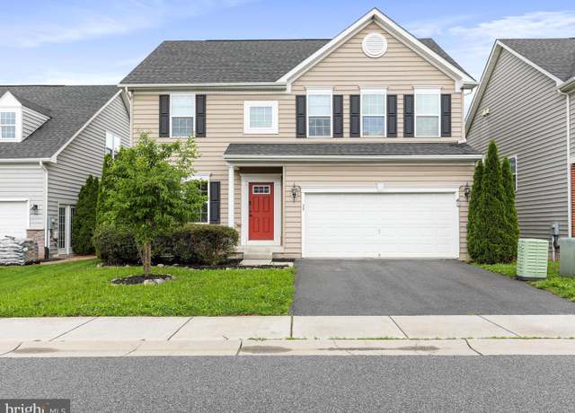 Property at 29 Tollerton Trl, Hedgesville, WV 25427, 4 beds, 3.5 baths