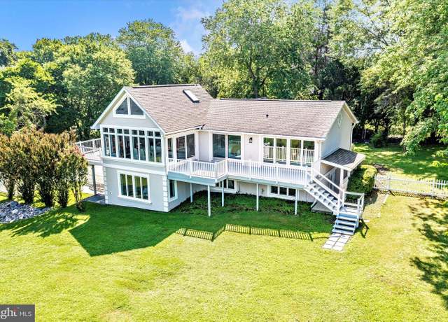 Property at 2705 Love Point Rd, Stevensville, MD 21666, 4 beds, 3 baths