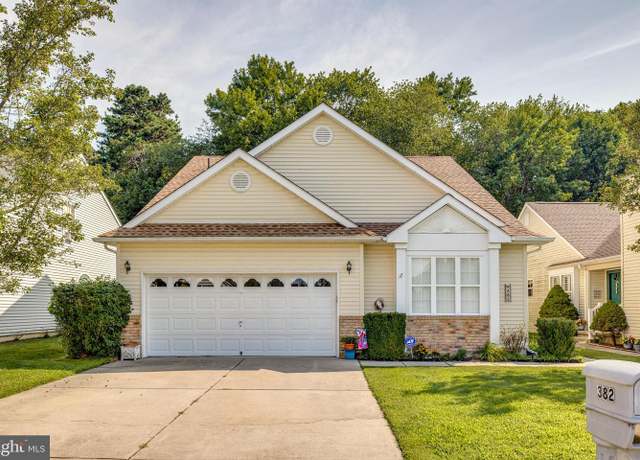 Property at 382 Saint Thomas Blvd, Williamstown, NJ 08094, 2 beds, 2.5 baths