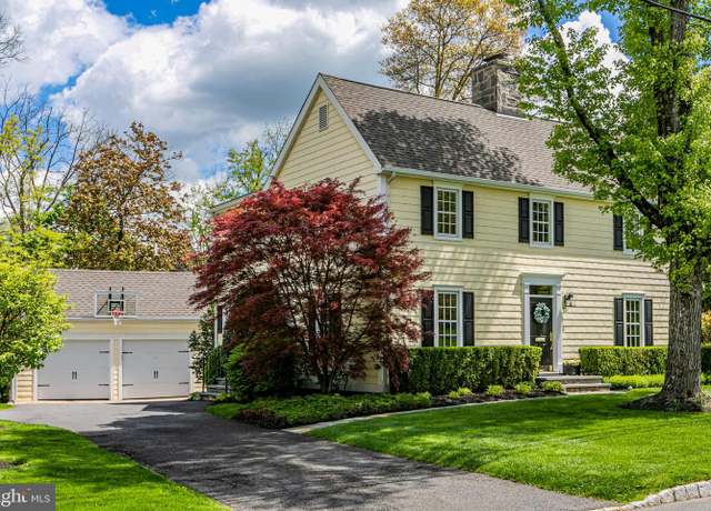 Property at 131 Randall Rd, Princeton, NJ 08540, 4 beds, 2.5 baths
