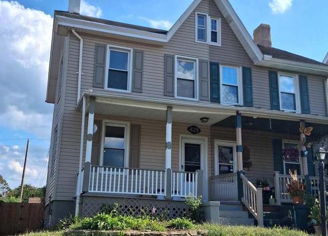Property at 428 W 2nd Ave, Parkesburg, PA 19365, 3 beds, 1.5 baths