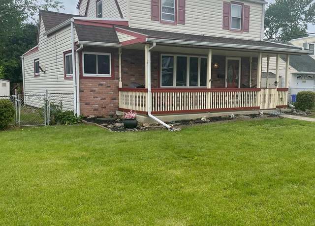 Property at 808 W Penn Pines Blvd, Aldan, PA 19018, 2 beds, 1 bath