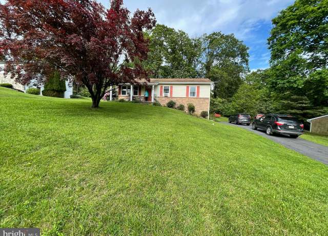 Property at 13358 South Ave, Blue Ridge Summit, PA 17214, 3 beds, 2 baths