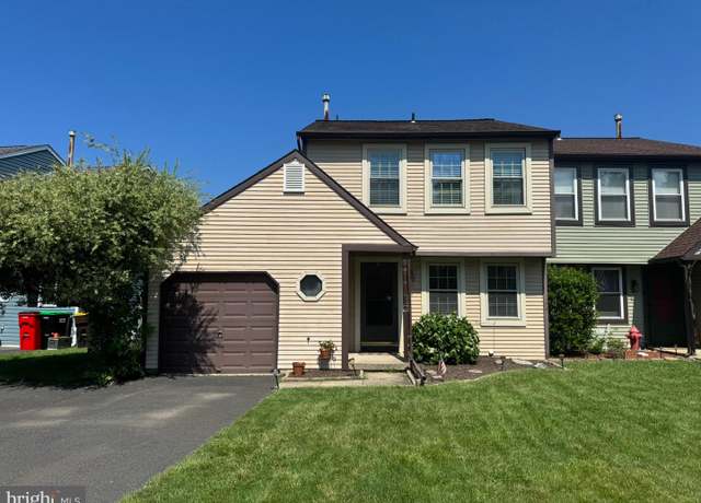 Property at 71 Wynmere Dr, Horsham, PA 19044, 3 beds, 1.5 baths