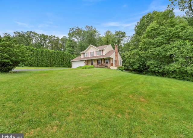 Property at 14 Saint Josephs Way, Schuylkill Haven, PA 17972, 3 beds, 2.5 baths