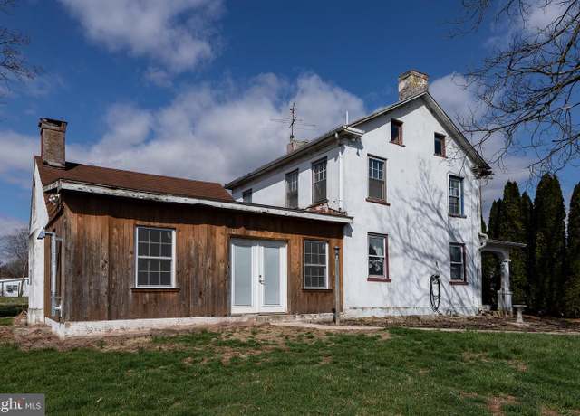 Property at 5370 Harmony Grove Rd, Dover, PA 17315, 3 beds, 2 baths
