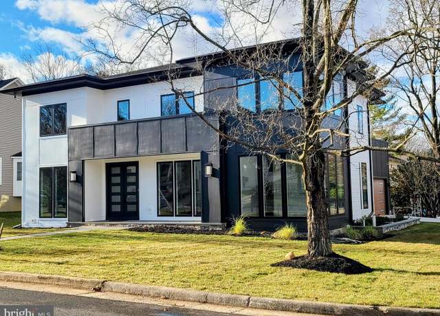 Property at 2213 Boxwood Dr, Falls Church, VA 22043, 6 beds, 7 baths