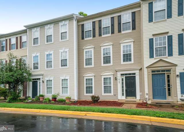 Property at 6187 Les Dorson Ln, Alexandria, VA 22315, 3 beds, 2.5 baths