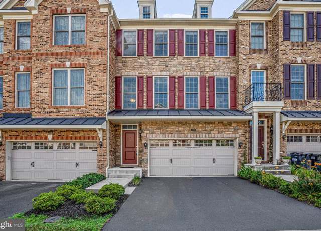 Property at 24997 Cambridge Hill Ter, Chantilly, VA 20152, 3 beds, 3.5 baths