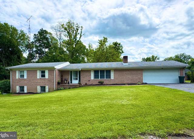 Property at 103 Myriah Dr, Martinsburg, WV 25405, 3 beds, 2 baths