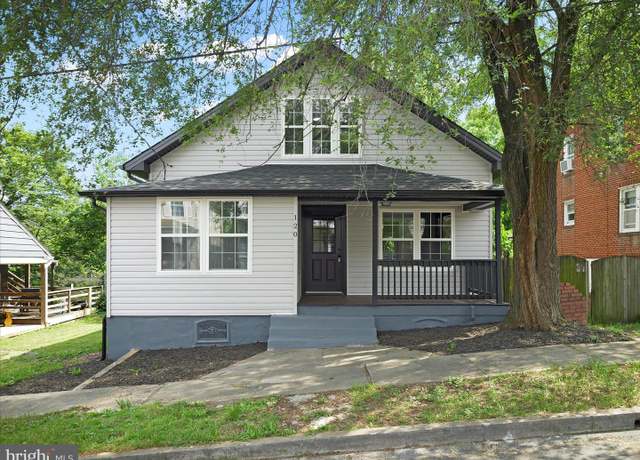 Property at 120 E South St, Martinsburg, WV 25401, 3 beds, 2 baths