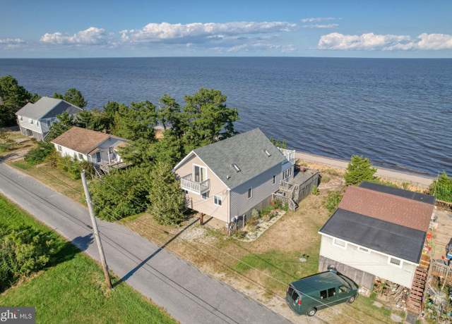 Property at 121 S Sandpiper Dr, Dover, DE 19901, 2 beds, 2 baths