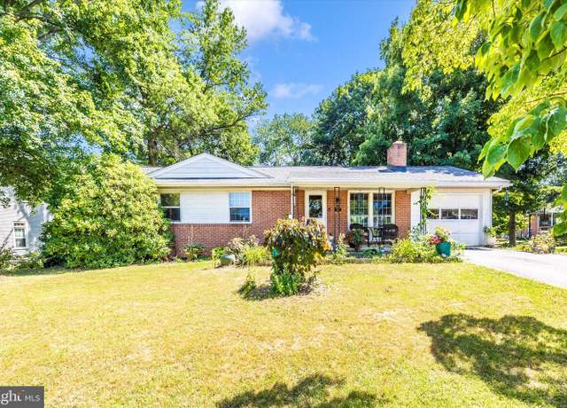 Property at 33 Fox Rock Dr, Myersville, MD 21773, 4 beds, 2 baths