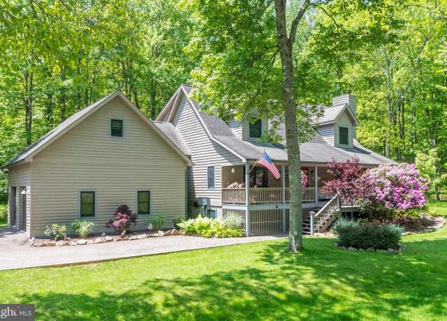 Property at 590 S Blakeslee Rd, Oakland, MD 21550, 4 beds, 3.5 baths