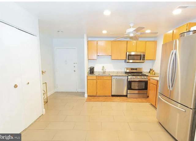 Property at 19429 Brassie Pl #301, Gaithersburg, MD 20886, 3 beds, 2 baths