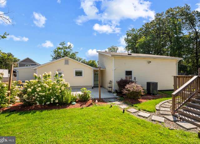 Property at 5518 Lanham Station Rd, Lanham, MD 20706, 4 beds, 3 baths