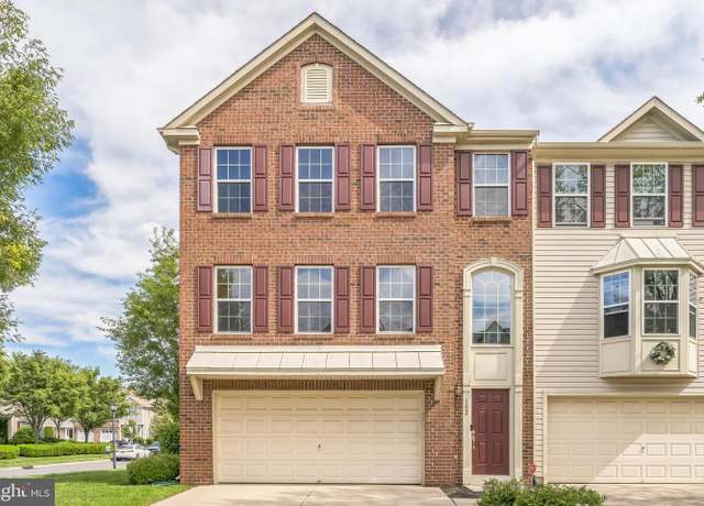 Property at 102 Helen Dr, Cinnaminson, NJ 08077, 3 beds, 2.5 baths