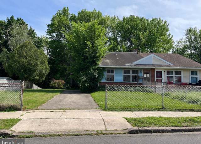 Property at 553 E Winona Ave, Norwood, PA 19074, 4 beds, 2 baths