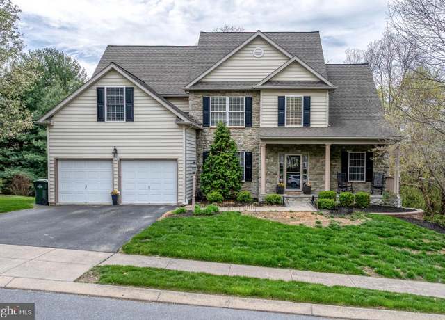 Property at 512 Bald Eagle Ct, Lancaster, PA 17601, 5 beds, 3.5 baths