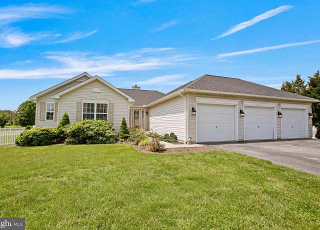 Property at 186 Breckinridge Dr, Martinsburg, WV 25403, 5 beds, 3 baths