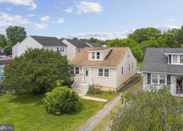 Property at 218 N Hammonds Ferry Rd, Linthicum Heights, MD 21090, 2 beds, 1 bath