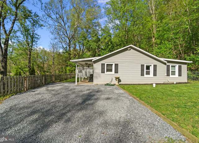 Property at 417 Twin Arch Rd, Mount Airy, MD 21771, 2 beds, 1 bath