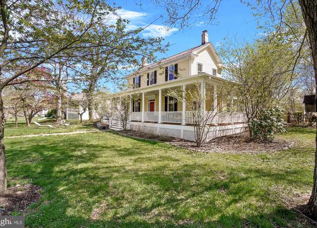 Property at 17811 Elgin Rd, Poolesville, MD 20837, 4 beds, 3 baths