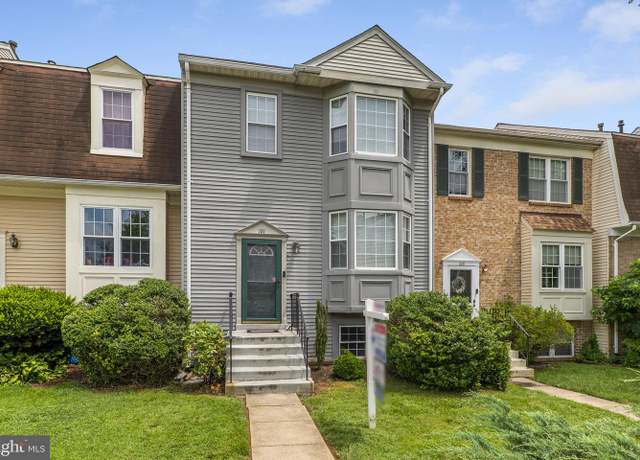Property at 121 Lazy Hollow Dr, Gaithersburg, MD 20878, 4 beds, 3.5 baths