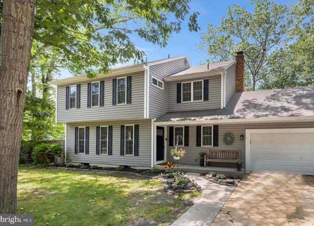 Property at 10 Waltham Way, Sicklerville, NJ 08081, 4 beds, 2.5 baths