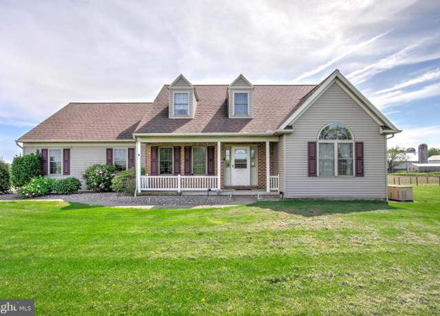 Property at 137 S Ronks Rd, Ronks, PA 17572, 3 beds, 2.5 baths