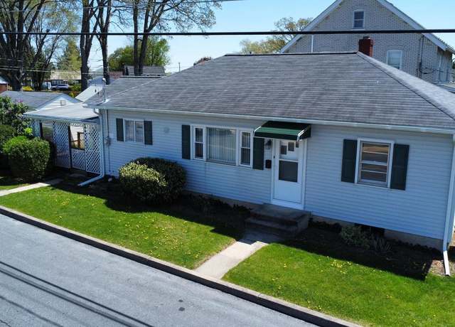 Property at 1097 7th St, Catasauqua, PA 18032, 3 beds, 2 baths
