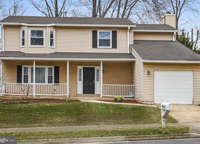 Property at 3023 Steven Martin Dr, Fairfax, VA 22031, 3 beds, 3.5 baths