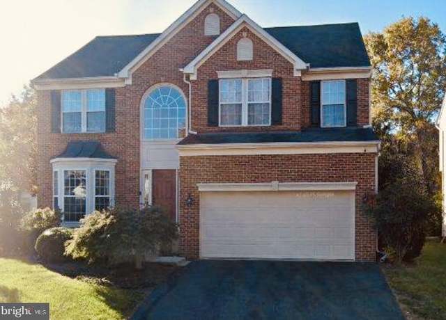 Property at 26105 Springdale Dr, Chantilly, VA 20152, 4 beds, 3.5 baths
