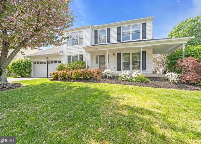 Property at 13988 Dancing Twig Dr, Gainesville, VA 20155, 4 beds, 2.5 baths