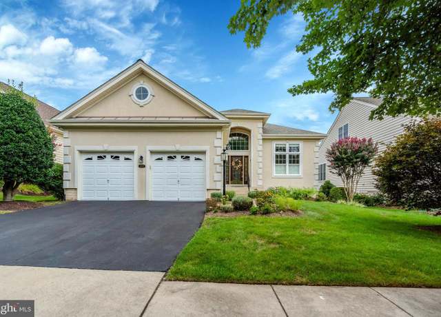 Property at 15218 Brier Creek Dr, Haymarket, VA 20169, 3 beds, 3 baths
